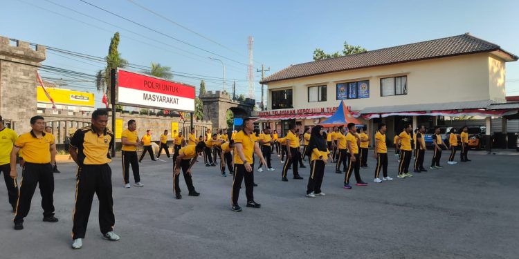 Jaga Kebugaran, Polres Rembang Gelar Olahraga Bersama Tingkatkan Semangat dan Kinerja Personel