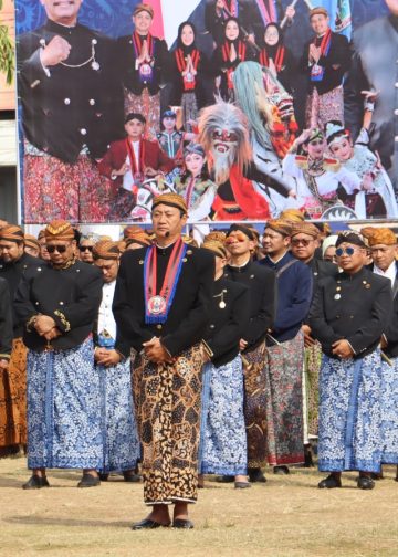 Kasat Samapta Polres Rembang Jadi Komandan Upacara Hari Jadi Kabupaten Rembang ke-285