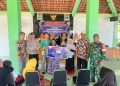 Polsek Sluke Amankan Penyaluran BLT Dana Desa di Desa Labuhan Kidul, Berjalan Aman dan Lancar