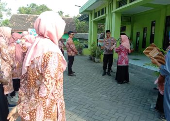 Kapolsek Pancur Jalin Silaturahmi dengan Tenaga Kesehatan Jelang Purna Tugas, Sampaikan Terima Kasih dan Permohonan Maaf