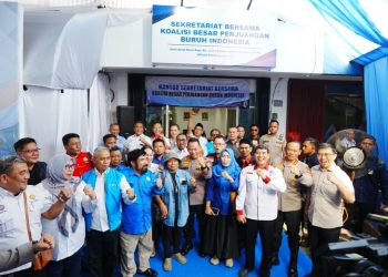 Resmikan Sekretariat Bersama KBPBI, Kapolri Tegaskan Terus Perjuangkan Hak-Kesejahteraan Buruh