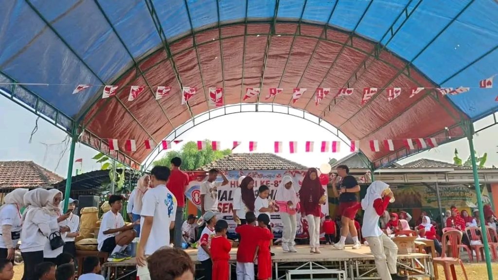 Meriah! Ratusan Warga Pecangaan Tumpah Ruah Ikuti Jalan Santai HUT RI, Hadiah Utamanya Bikin Ngiler!