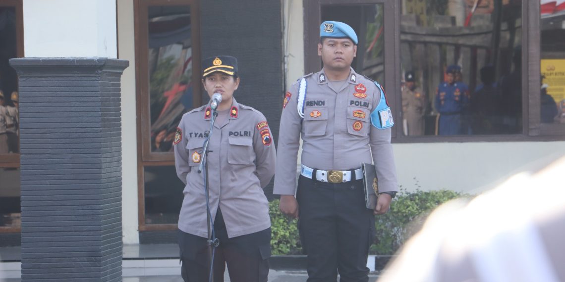 Pimpin Apel Pagi, Wakapolres Rembang Tekankan Kedisiplinan dan Kinerja Humanis Personel
