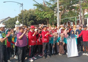 Kapolsek Lasem Bersama Forkopimcam Ikuti Olahraga Bersama Semarakkan HUT Kemerdekaan RI ke-81