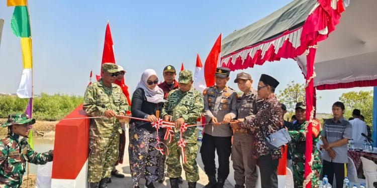 Zoom Meeting Peresmian Jembatan Gantung dan Sumur Bor Serentak, Polres Rembang Hadiri Peresmian Jembatan di Kaliori