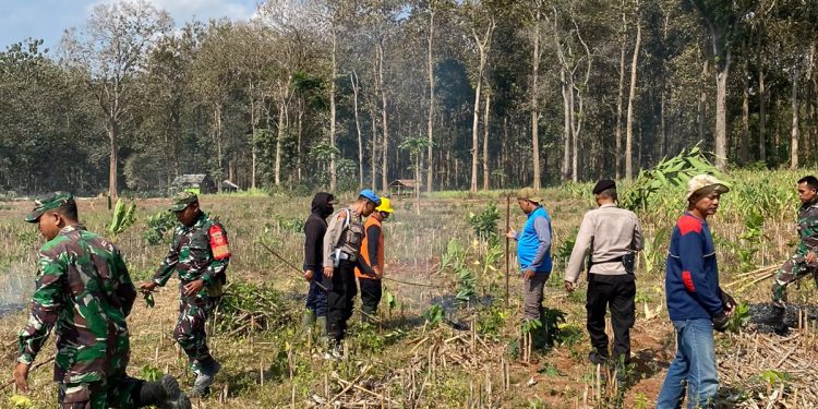 Patroli Tiga Pilar dan Karhutla, Polres Rembang Perkuat Pembinaan Pesanggem di Sale