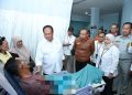 Dirut Jasa Raharja Dampingi Wamenhub Tinjau Penanganan Korban KM Mutiara Sentosa II di RS PHC Surabaya 