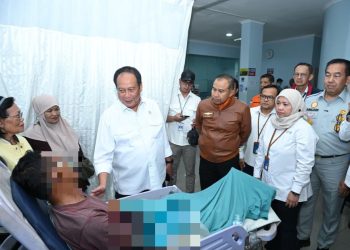 Dirut Jasa Raharja Dampingi Wamenhub Tinjau Penanganan Korban KM Mutiara Sentosa II di RS PHC Surabaya 